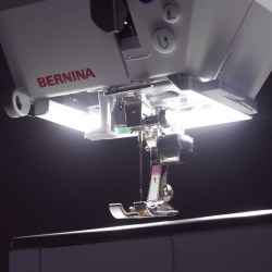 BERNINA CFL Nählicht