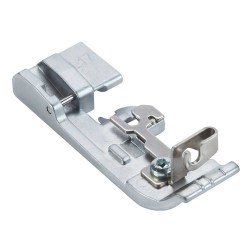 overlock-schnureinnaehfuss-l17-01