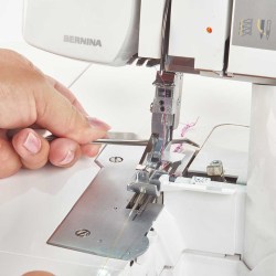 overlock-schnureinnaehfuss-l4-03